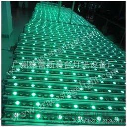 广州市白云区同和格蕾斯舞台灯光设备厂 专业供应24颗4W四合一大功率LED洗墙灯，助力户外亮化工程